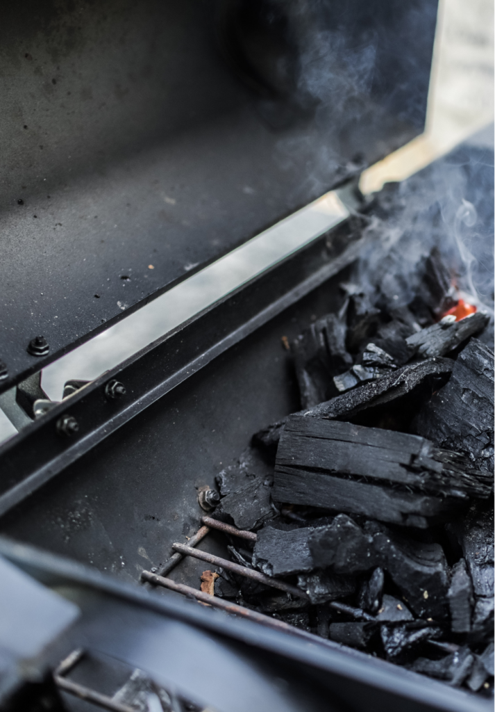 Photo Coconut charcoal briquette for barbeque - Coconut product supplier